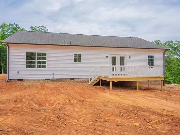 5th image of 2827 Beckner Rd