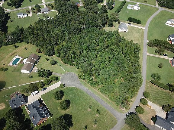 4th image of 116 Bankhead Rd