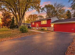 11337 Osage St NW, Coon Rapids, MN 55433