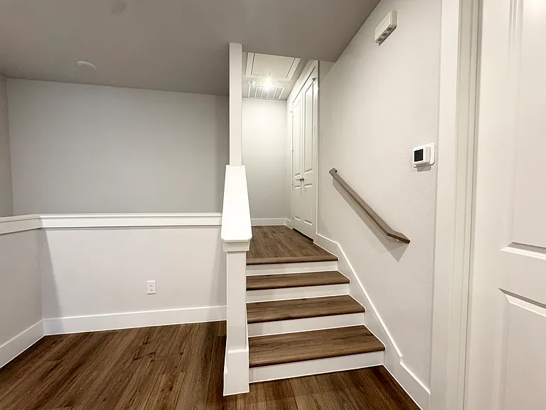 8103 Emsworth Dr — Photo 15