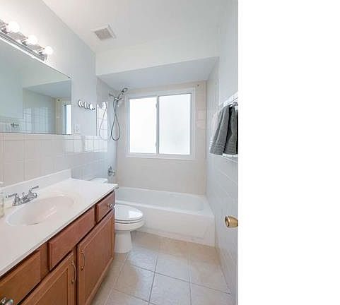 4th image of 56 Sun Valley Dr