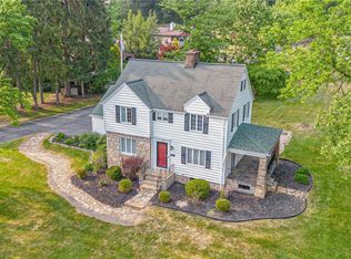 438 Woodlawn Rd, Jeannette, PA 15644