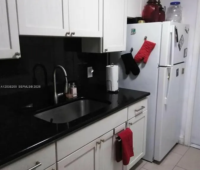 5420 NW 11th St #205 — Photo 1