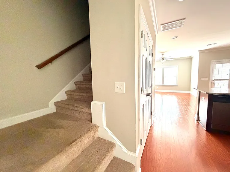 4217 Scharite St — Photo 21