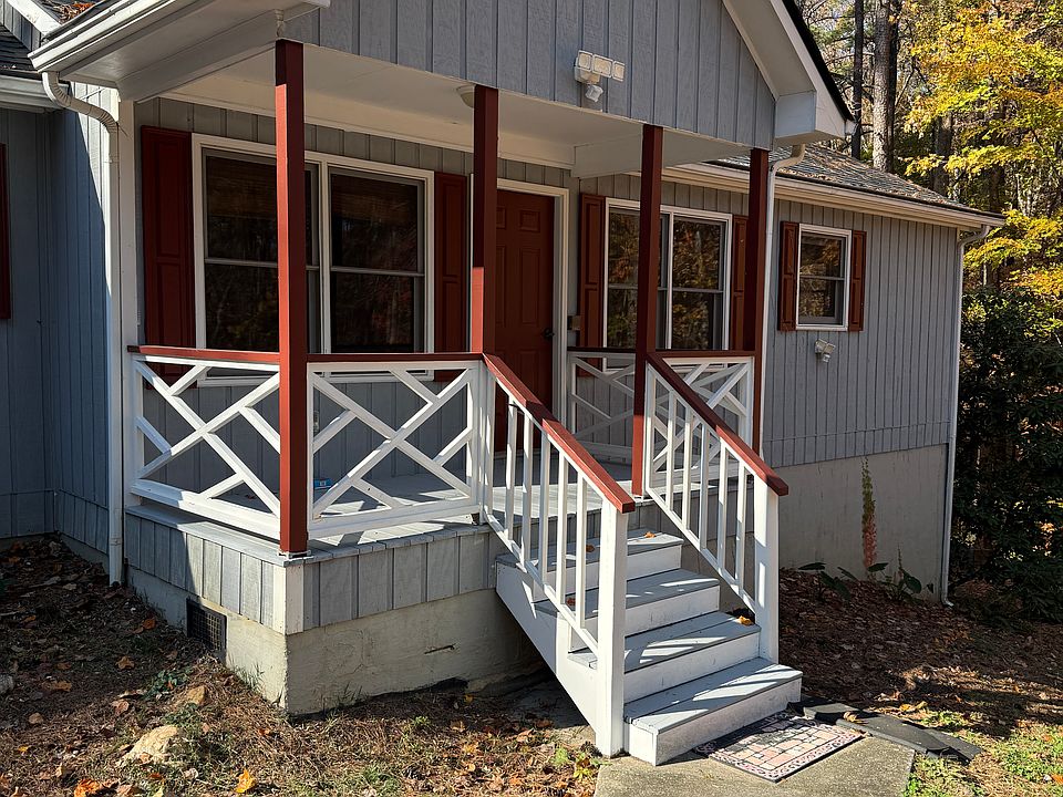 Oversized covered front porch