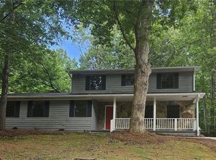 9062 Raven Dr, Jonesboro, GA 30238