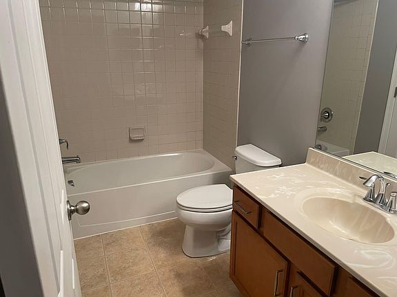 2nd image of 3087 American Eagle Blvd