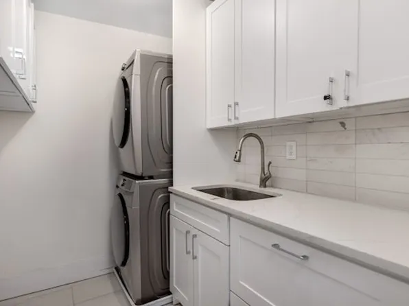 501 East 79th Street image 19 of 24