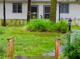 200 River Rd APT D, Wilmington, DE 19809