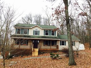 229 Sugarbush Rd, Henryville, PA 18332