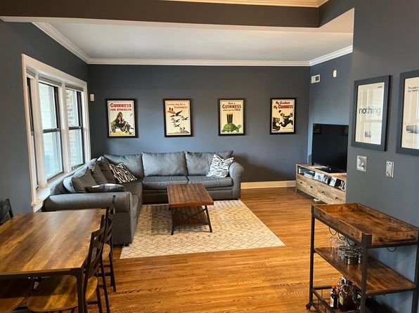1338 W Irving Park Rd Unit 2