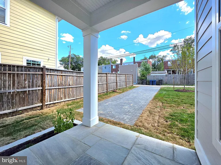 41 E Reed Ave — Photo 12