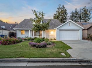 2042 E Cromwell Ave, Fresno, CA 93720