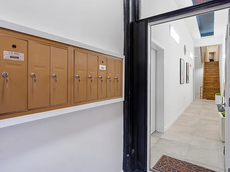 1629 Spruce St #6 — Photo 12