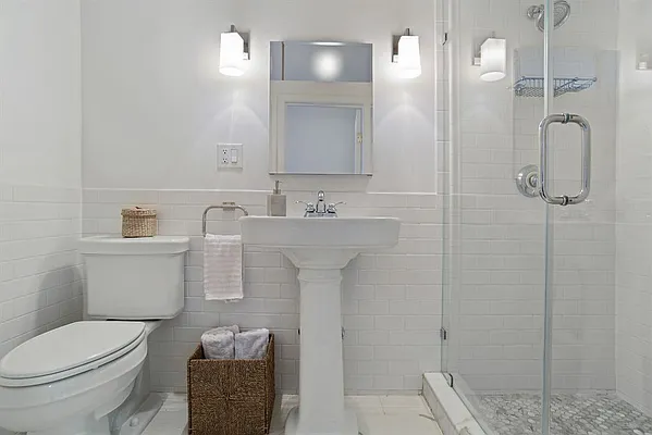 Sold by Corcoran | media 16