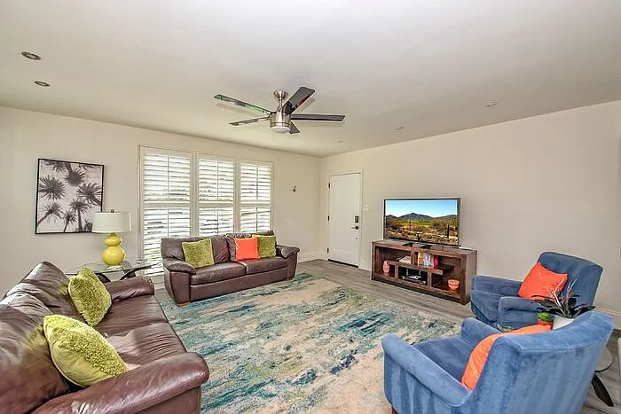 4 bed, 2.5 bath, 1842 sqft, $3,100 — Photo 2