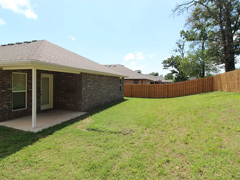 1450 Ari Ave — Photo 28