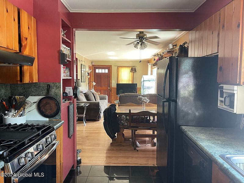 5th image of 531 Lower Wright Street