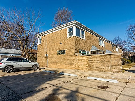 3rd image of 406 South Blvd Unit B