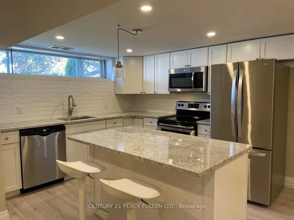 771 Krosno Blvd #Basement, Pickering, ON L1W 1G5