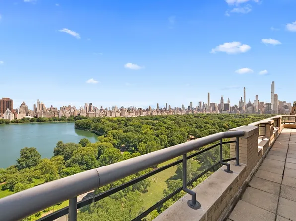 279 Central Park West image 1 of 18