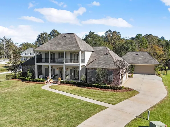 6448 Oak Cluster Dr, Greenwell Springs, LA 70739