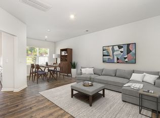 1230 Adrian Ct, Mebane, NC 27302