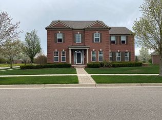 2387 Barkhill Rd #213, Canton, MI 48188