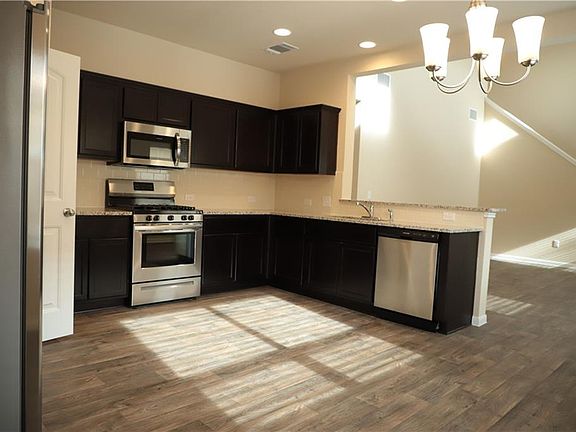 5th image of 13918 Belzer Dr