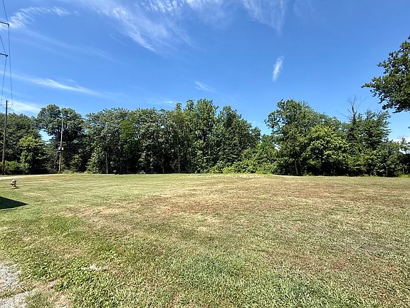 5th image of 400 Meadowbrook Rd
