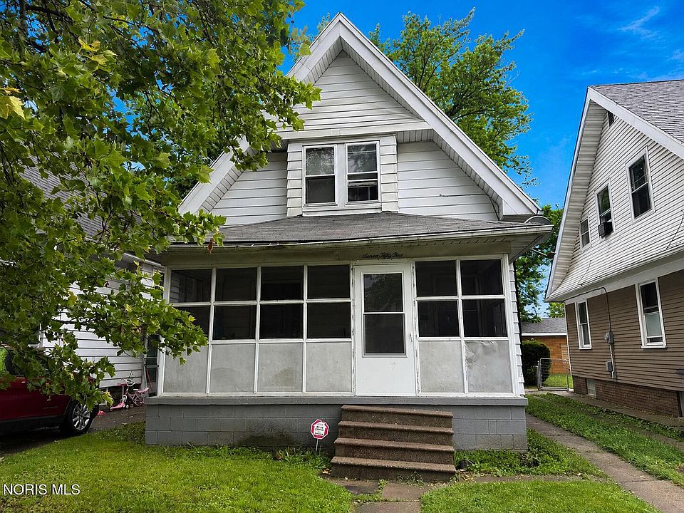 1st image of 755 Dearborn Ave