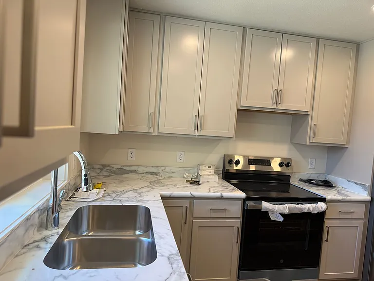 510 Howard Ave — Photo 14