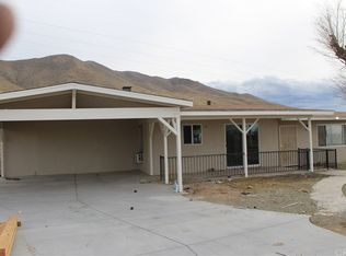 21677 Round Up Way, Apple Valley, CA 92308