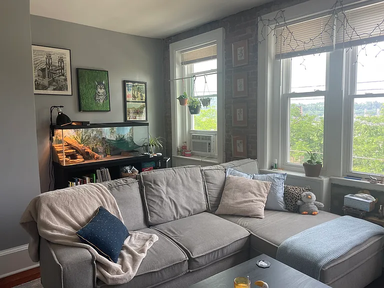 2700 California Ave #2L — Photo 5