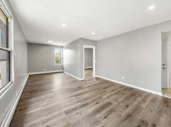 906 76th Street image 12 of 20