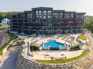 182 Haves Place Dr #4B, Lake Ozark, MO 65049
