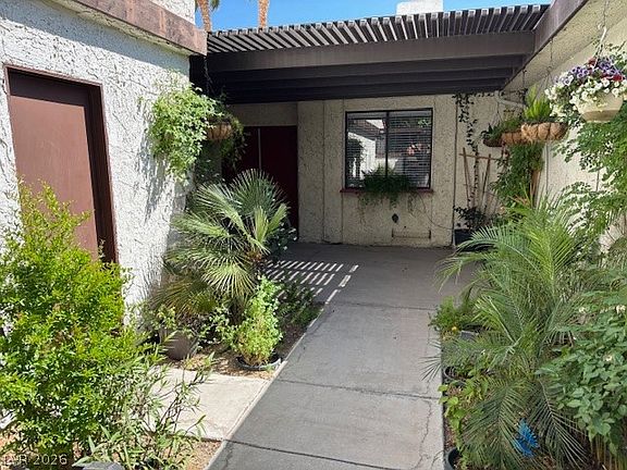 4th image of 2675 San Lago Ct