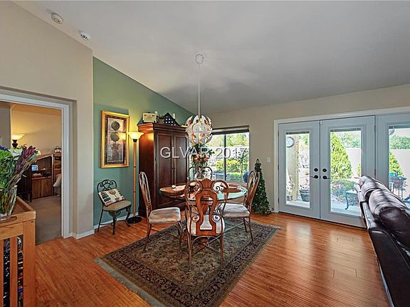 3rd image of 9804 Bundella Dr