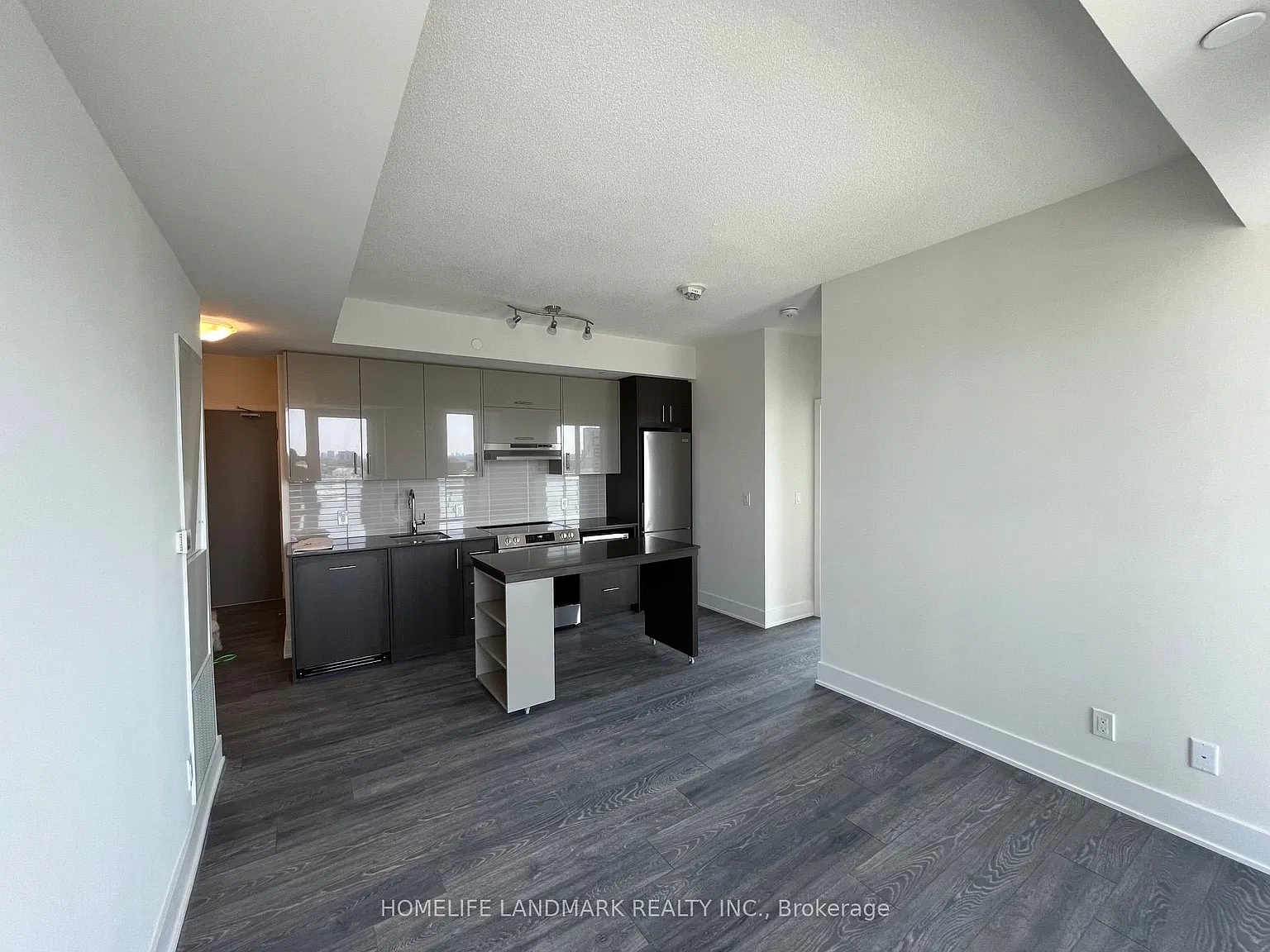 2 bed, $2,500 — Photo 3