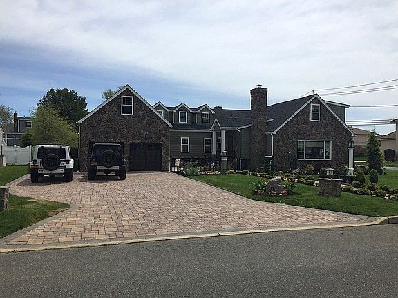 2nd image of 132 Fox Blvd