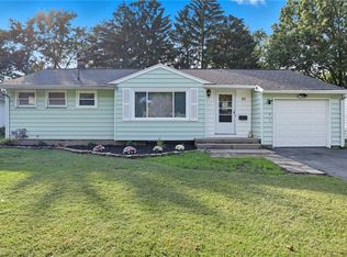 97 Morrow Dr, Rochester, NY 14616