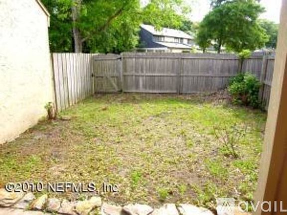 2nd image of 8523 Windypine Ln