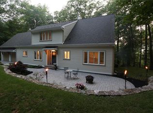 186 Maple Brook Rd, Tuxedo Park, NY 10987