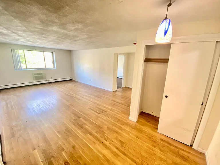 31 Allston St — Photo 1