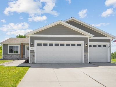 2300 Young Dr, Waupaca, WI, 54981
