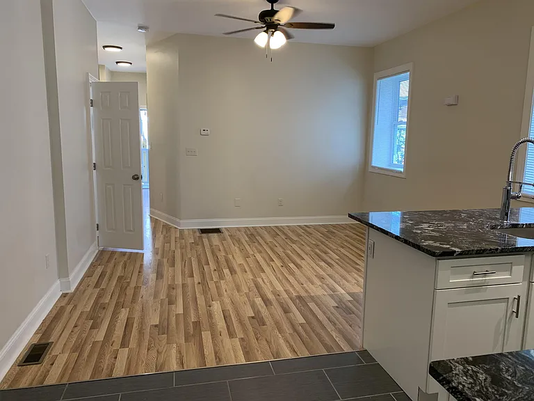 517 N Saint Clair St #1 — Photo 7