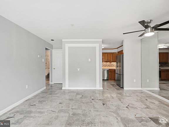 5th image of 8707 Grasmere Ct Unit 8707