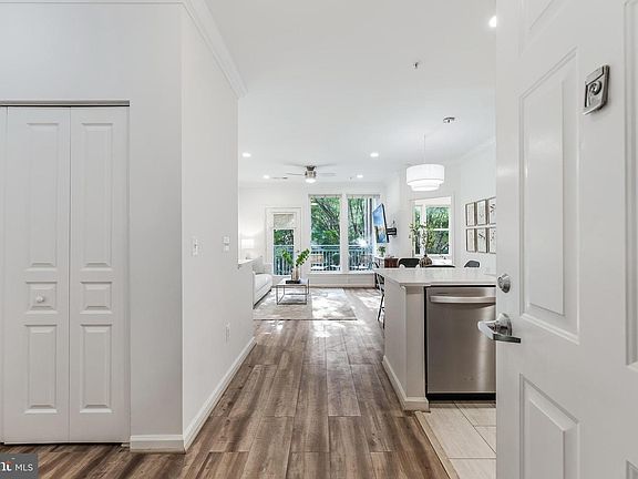 4th image of 12000 Market St APT 253