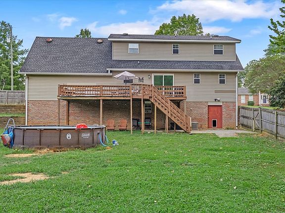 2nd image of 334 N Washington Ave