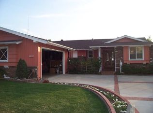 3219 Scott Rd, Burbank, CA 91504